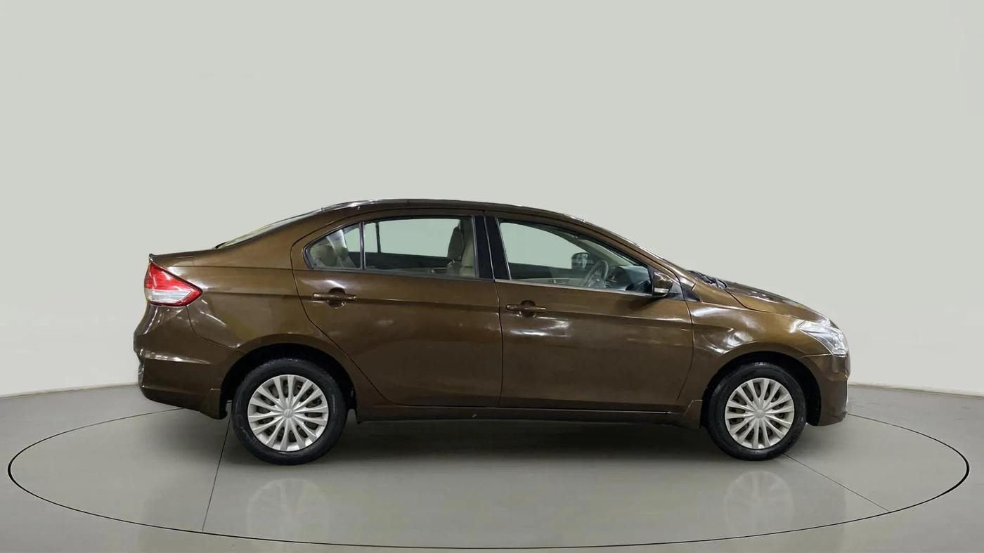 2017 Maruti Ciaz DELTA 1.4 MT PETROL, Petrol, Manual, 35,699 km, Right Side View