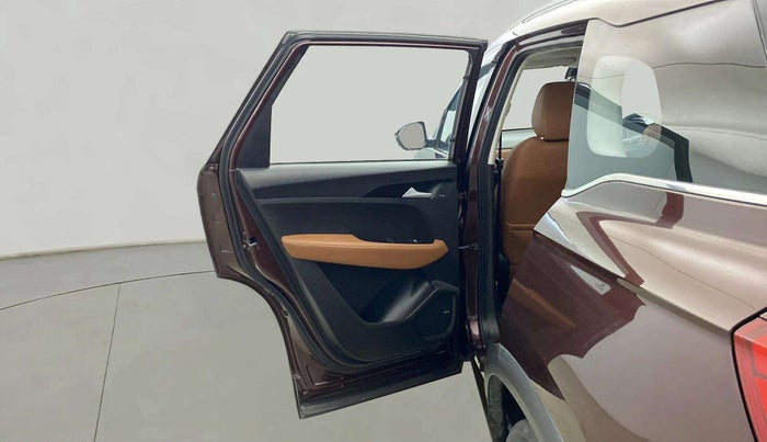2021 MG HECTOR PLUS SELECT 2.0 DIESEL TURBO MT 7-STR, Diesel, Manual, 42,908 km, LHS Rear Door