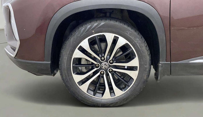 2021 MG HECTOR PLUS SELECT 2.0 DIESEL TURBO MT 7-STR, Diesel, Manual, 42,908 km, Left Front Wheel