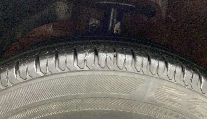 2019 Maruti Dzire VXI, Petrol, Manual, 38,118 km, Left Front Tyre Tread