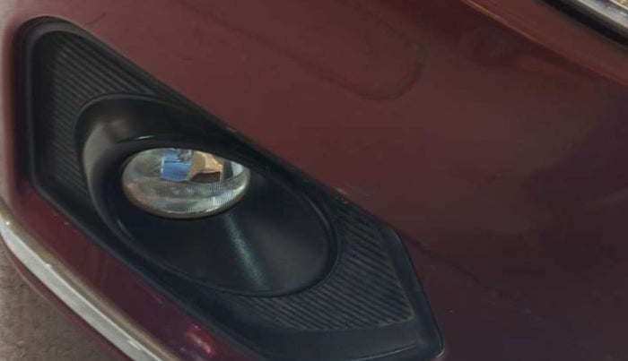 2019 Maruti Dzire VXI, Petrol, Manual, 38,118 km, Right fog light - Fog light not working