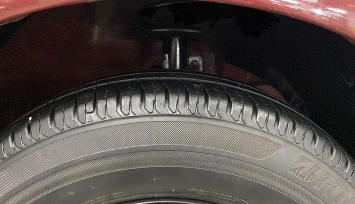 2019 Maruti Dzire VXI, Petrol, Manual, 38,118 km, Right Front Tyre Tread