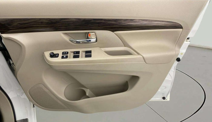 2021 Maruti Ertiga ZXI+ SHVS, Petrol, Manual, 27,439 km, Driver Side Door Panels Control