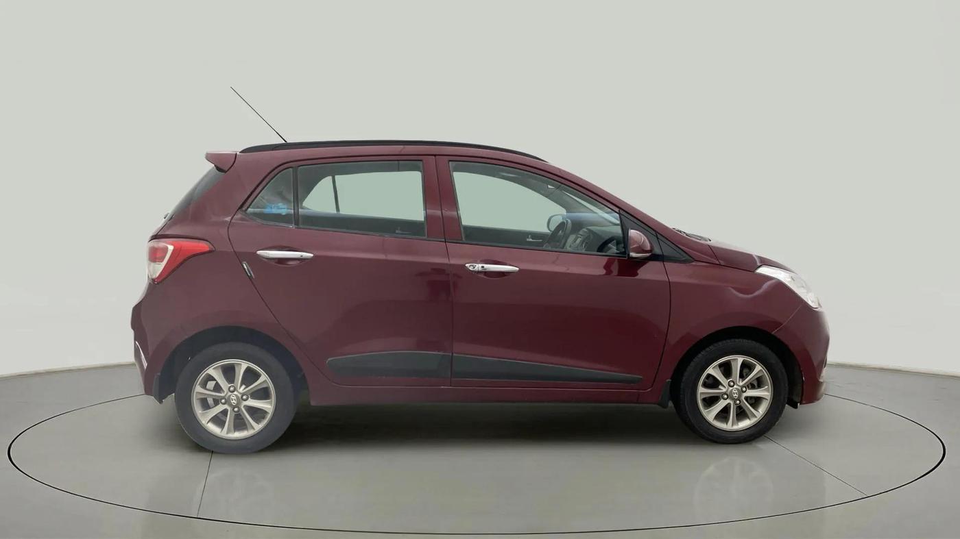 2015 Hyundai Grand i10 ASTA (O) 1.2 KAPPA VTVT, Petrol, Manual, 36,719 km, Right Side View