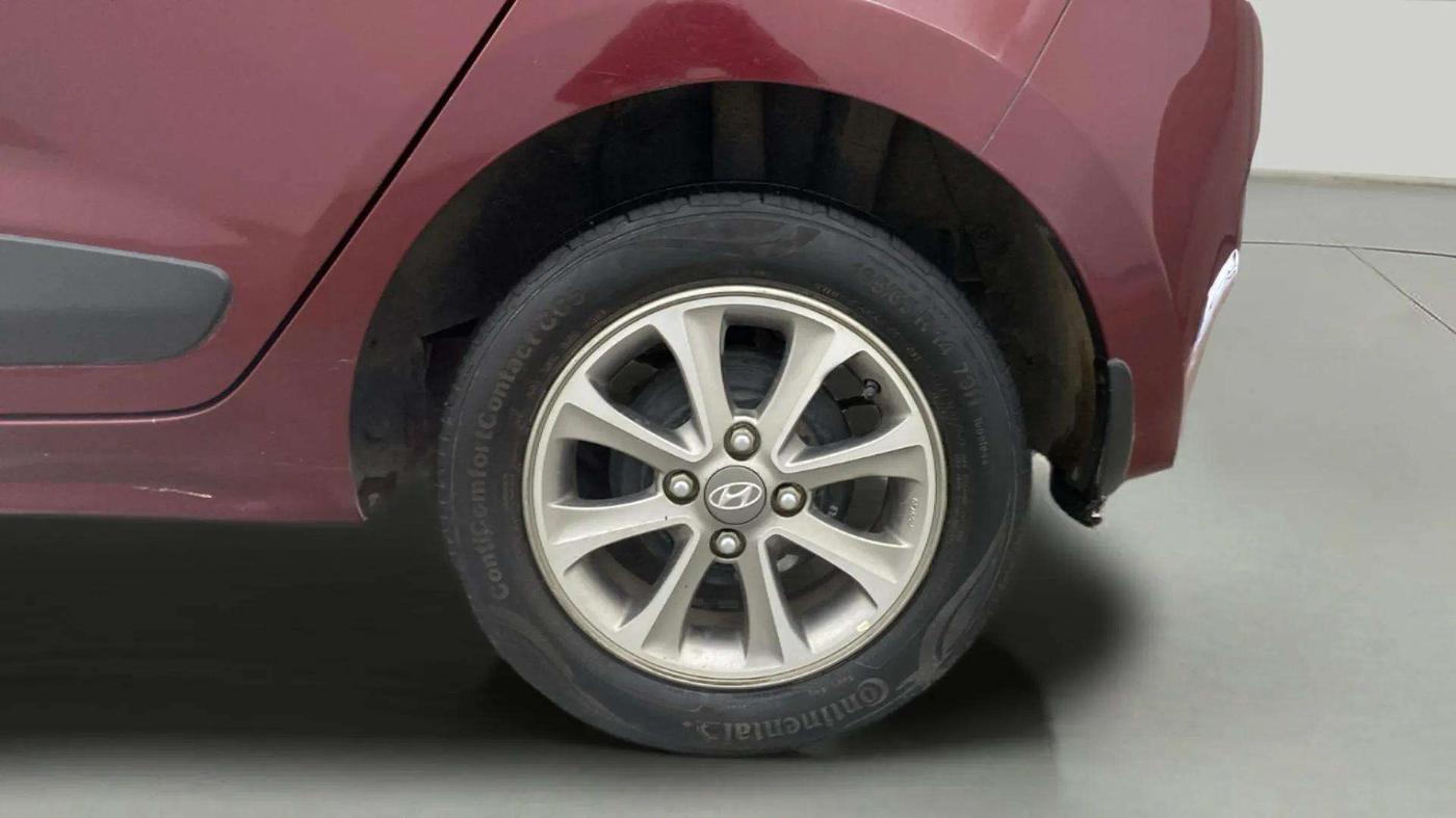 2015 Hyundai Grand i10 ASTA (O) 1.2 KAPPA VTVT, Petrol, Manual, 36,719 km, Left Rear Wheel