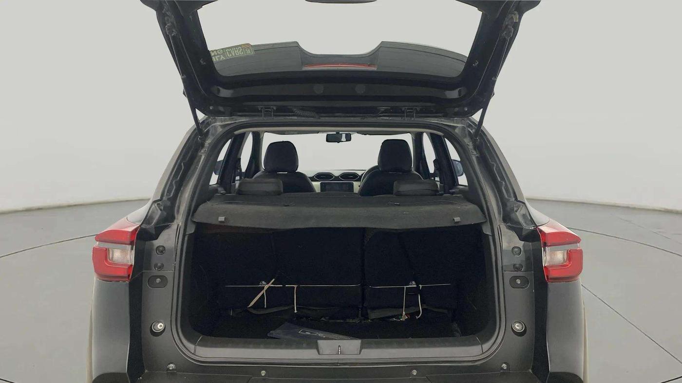 2023 Nissan MAGNITE XV MT, Petrol, Manual, 30,593 km, Boot Open Zoomed View