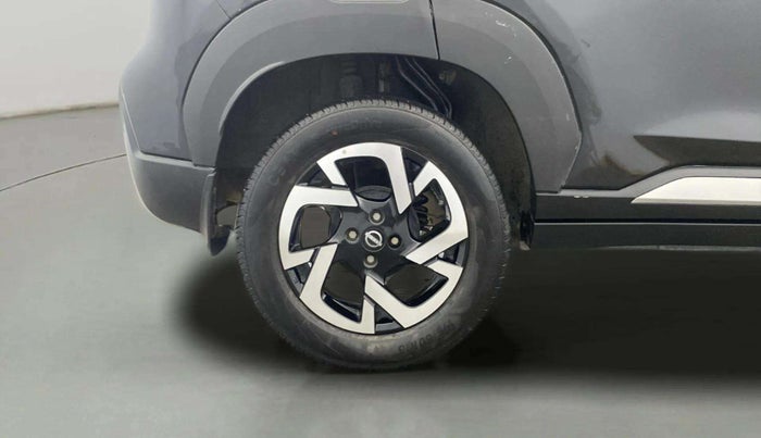 2023 Nissan MAGNITE XV MT, Petrol, Manual, 30,593 km, Right Rear Wheel