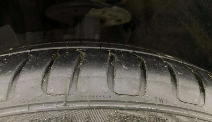 2018 Maruti Baleno ZETA PETROL 1.2, Petrol, Manual, 68,092 km, Left Front Tyre Tread