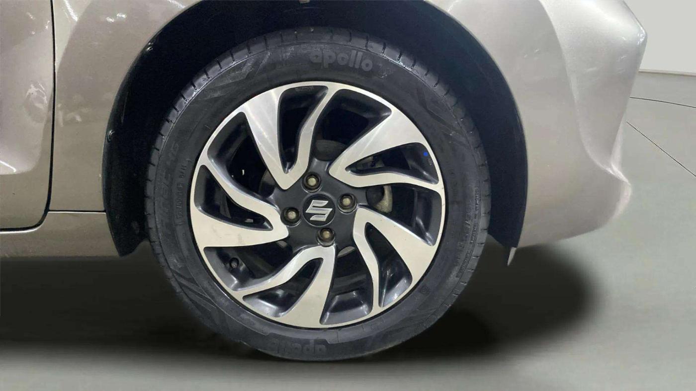 2019 Maruti Baleno ZETA CVT PETROL 1.2, Petrol, Automatic, 52,206 km, Right Front Wheel