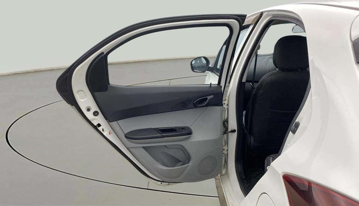 2020 Tata Tiago XT PETROL, CNG, Manual, 83,956 km, LHS Rear Door