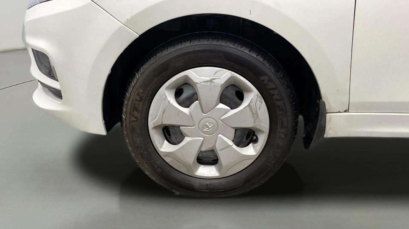 2020 Tata Tiago XT PETROL, CNG, Manual, 83,956 km, Left Front Wheel
