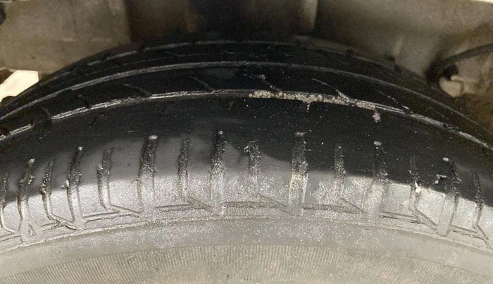 2020 Tata Tiago XT PETROL, CNG, Manual, 83,956 km, Right Rear Tyre Tread