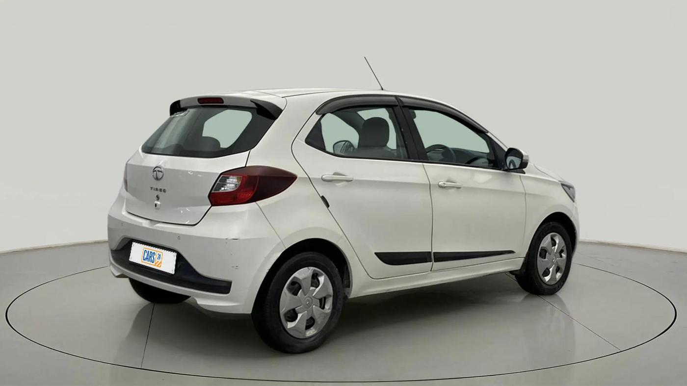 2020 Tata Tiago XT PETROL, CNG, Manual, 83,956 km, Right Back Diagonal