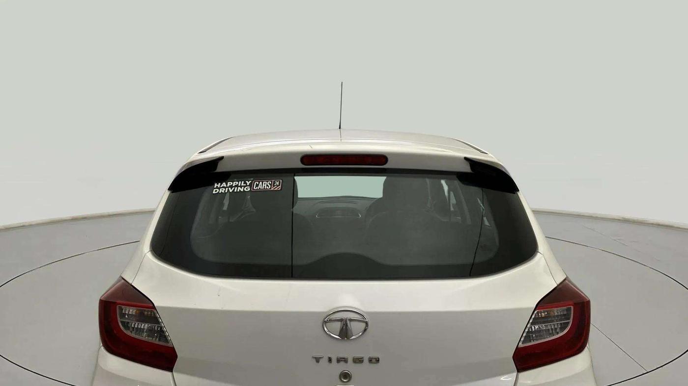 2020 Tata Tiago XT PETROL, CNG, Manual, 83,956 km, Rear Windshield