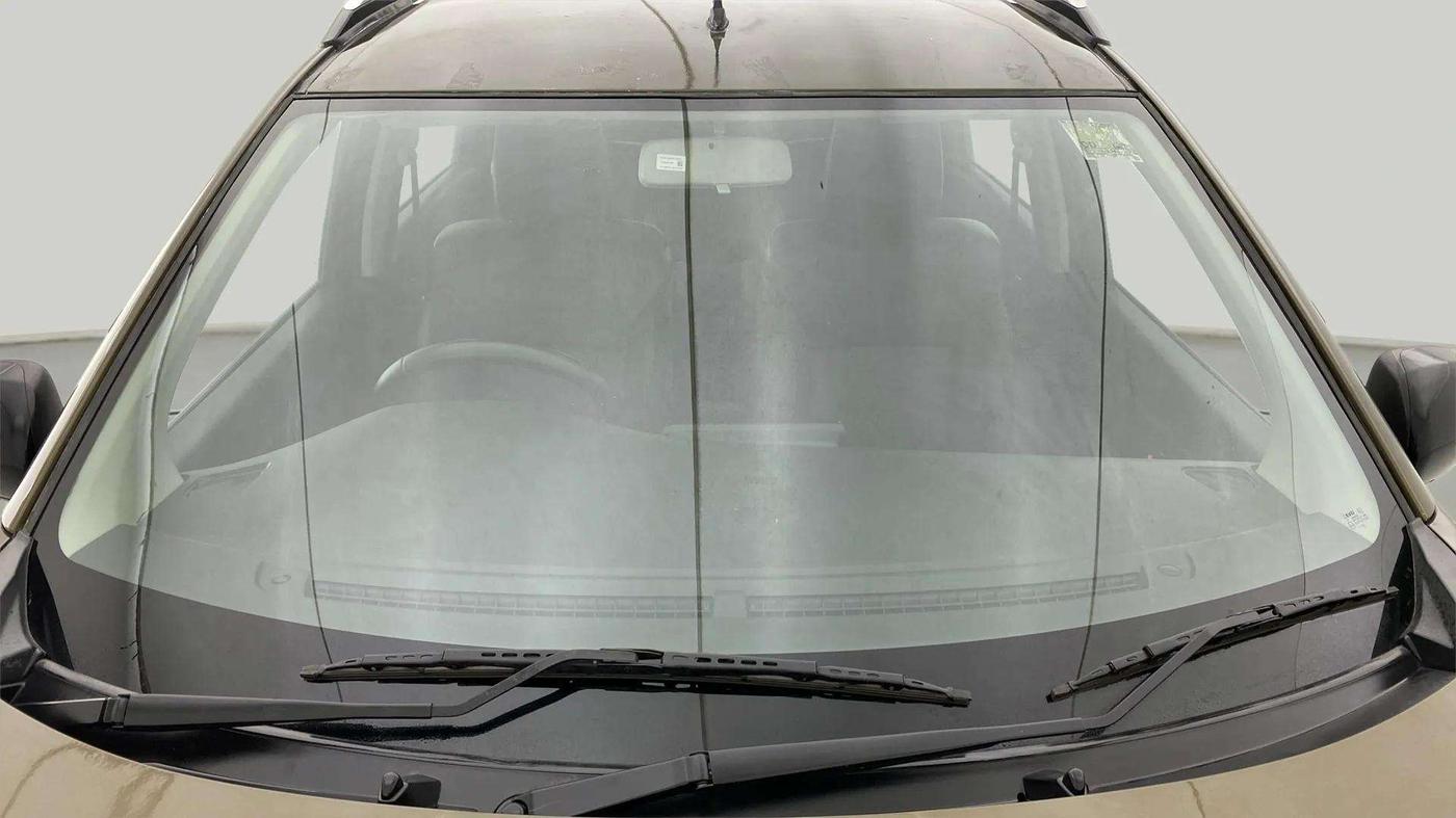 2019 Maruti XL6 ALPHA MT, Petrol, Manual, 98,184 km, Front Windshield