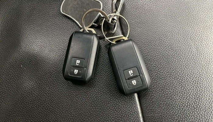 2019 Maruti XL6 ALPHA MT, Petrol, Manual, 98,058 km, Key Close Up
