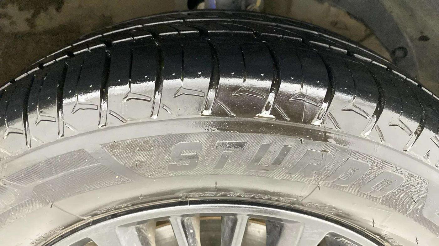 2019 Maruti XL6 ALPHA MT, Petrol, Manual, 98,184 km, Right Front Tyre Tread