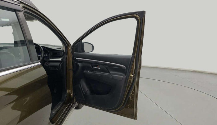2019 Maruti XL6 ALPHA MT, Petrol, Manual, 98,058 km, RHS Front Door