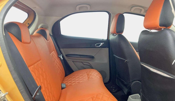 2017 Tata Tiago XZ PETROL, Petrol, Manual, 29,777 km, Right Side Rear Door Cabin