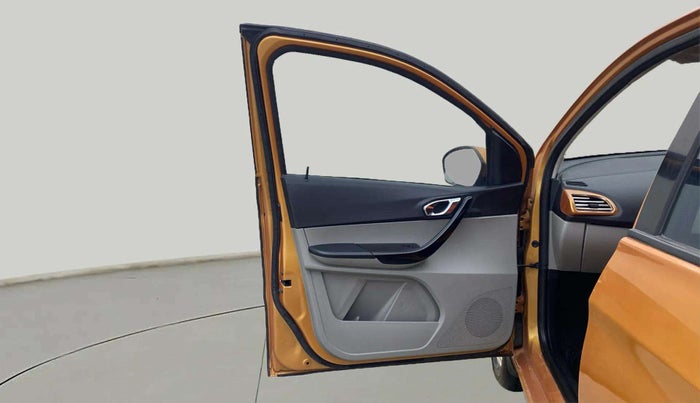 2017 Tata Tiago XZ PETROL, Petrol, Manual, 29,777 km, LHS Front Door