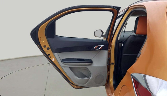2017 Tata Tiago XZ PETROL, Petrol, Manual, 29,777 km, LHS Rear Door