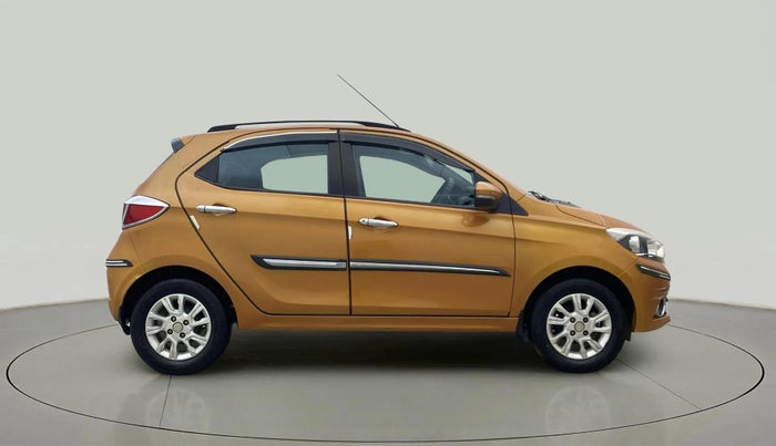 2017 Tata Tiago XZ PETROL, Petrol, Manual, 29,777 km, Right Side View
