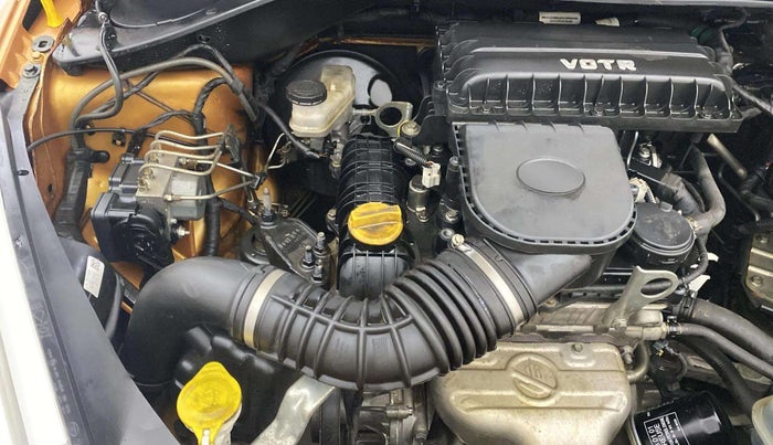 2017 Tata Tiago XZ PETROL, Petrol, Manual, 29,777 km, Engine View - Right