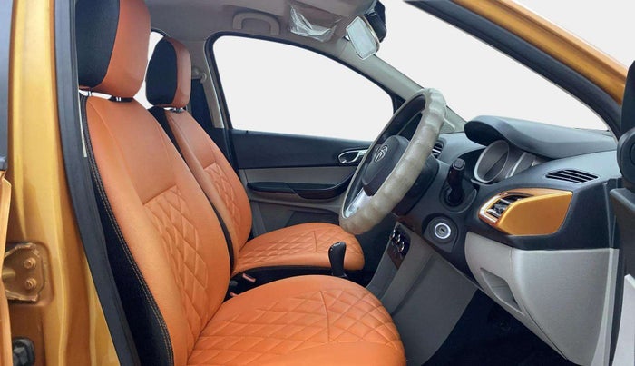 2017 Tata Tiago XZ PETROL, Petrol, Manual, 29,777 km, Right Side Front Door Cabin