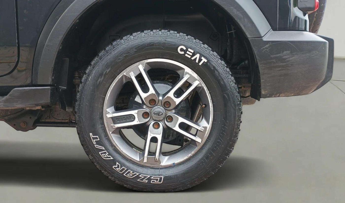 2021 Mahindra Thar LX D 4*4 MT HT, Diesel, Manual, 52,438 km, Left Rear Wheel