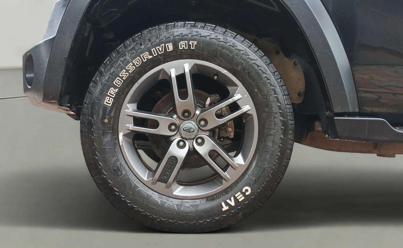 2021 Mahindra Thar LX D 4*4 MT HT, Diesel, Manual, 52,438 km, Left Front Wheel