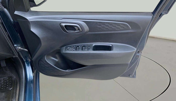 2022 Hyundai GRAND I10 NIOS MAGNA CORPORATE EDITION 1.2 KAPPA VTVT, Petrol, Manual, 21,892 km, Driver Side Door Panels Control