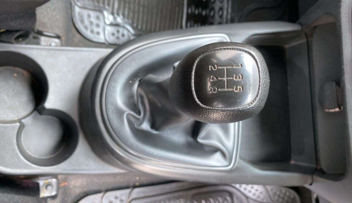 2022 Hyundai GRAND I10 NIOS MAGNA CORPORATE EDITION 1.2 KAPPA VTVT, Petrol, Manual, 21,892 km, Gear Lever