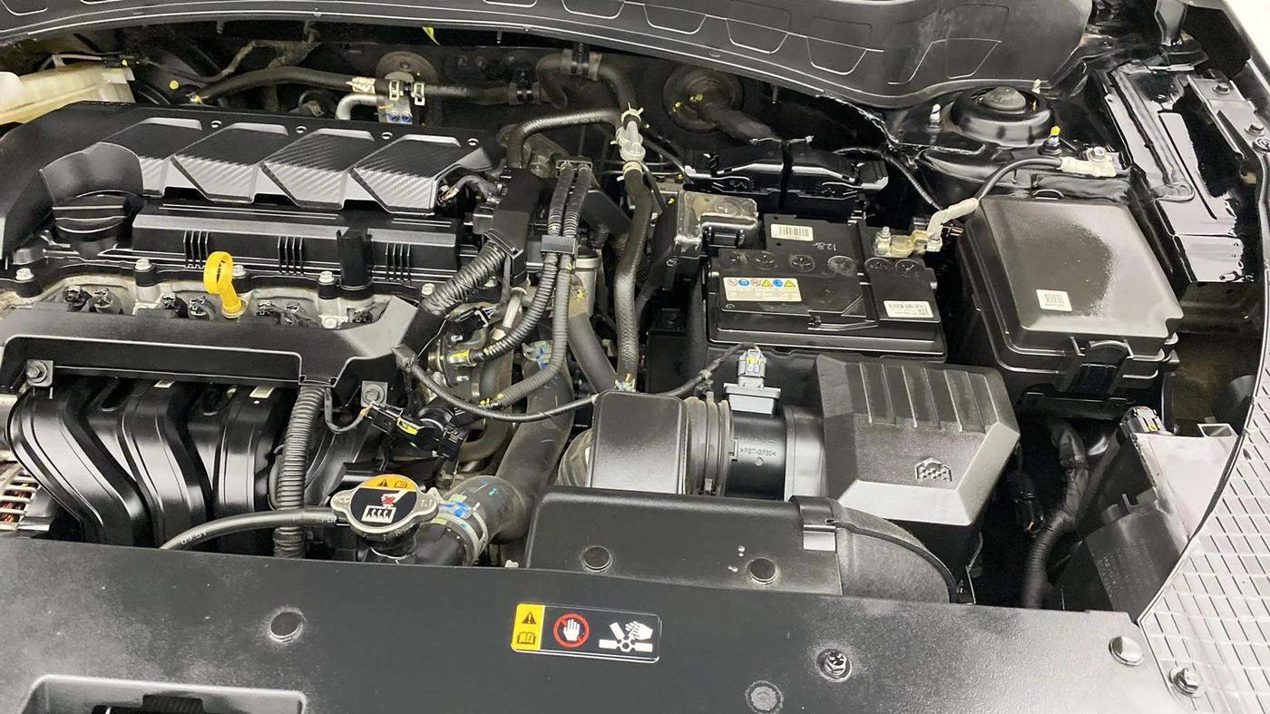 2023 KIA SELTOS  HTX 1.5 PETROL MT, Petrol, Manual, 25,175 km, Engine View - Left