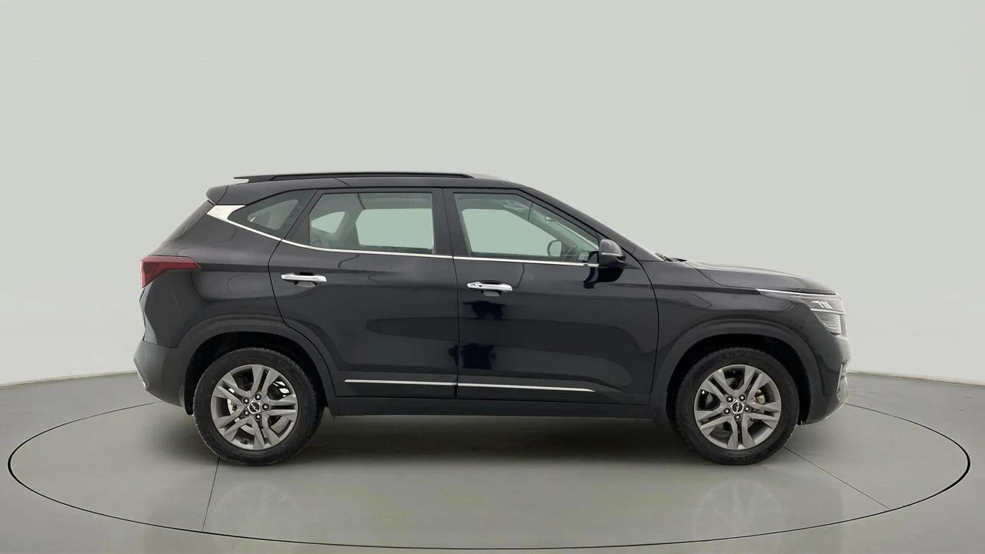 2023 KIA SELTOS  HTX 1.5 PETROL MT, Petrol, Manual, 25,175 km, Right Side View