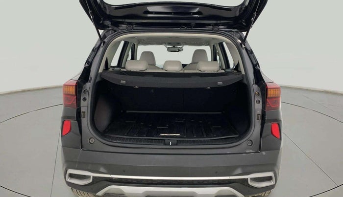 2023 KIA SELTOS  HTX 1.5 PETROL MT, Petrol, Manual, 25,051 km, Boot Open Zoomed View