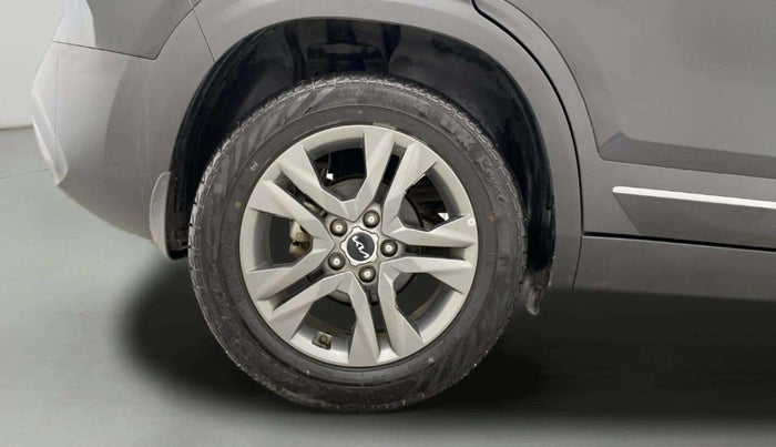 2023 KIA SELTOS  HTX 1.5 PETROL MT, Petrol, Manual, 25,051 km, Right Rear Wheel