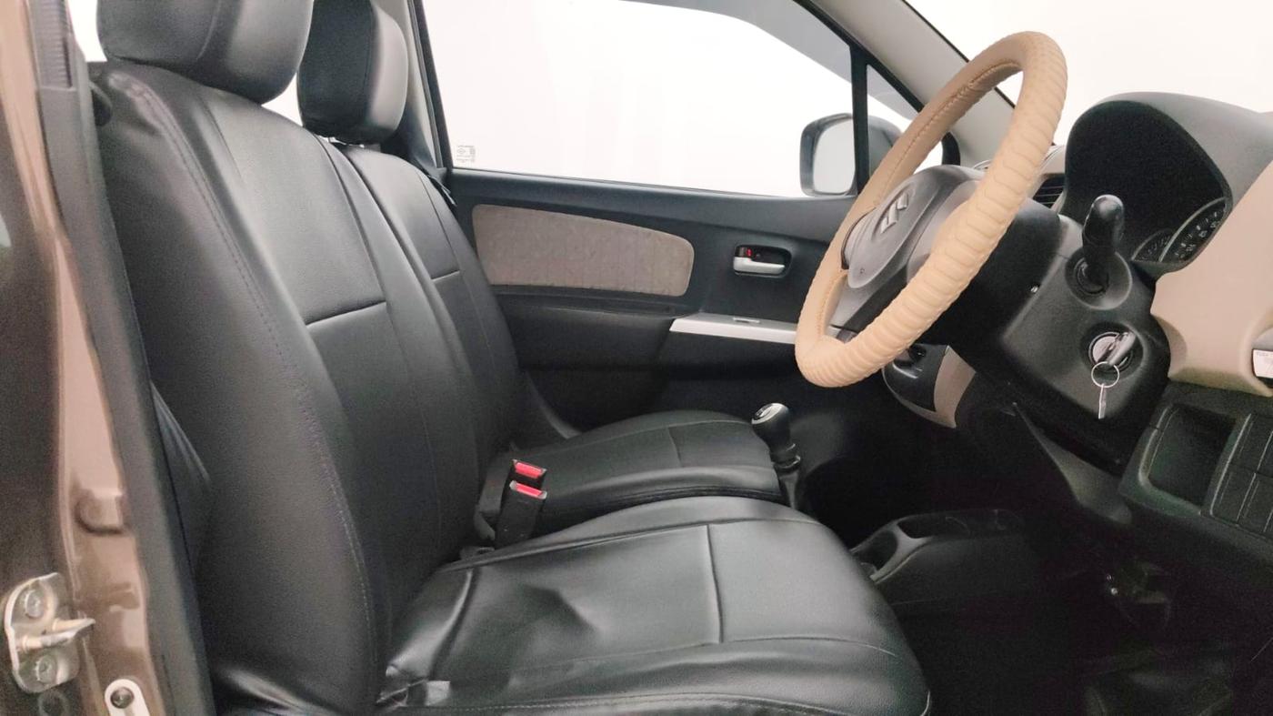 2016 Maruti Wagon R 1.0 VXI, Petrol, Manual, 8,632 km, Right Side Front Door Cabin