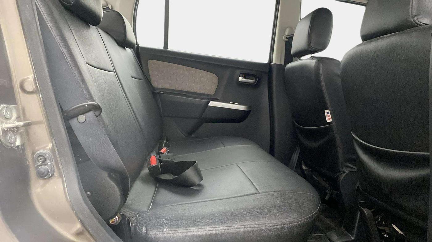 2016 Maruti Wagon R 1.0 VXI, Petrol, Manual, 8,632 km, Right Side Rear Door Cabin