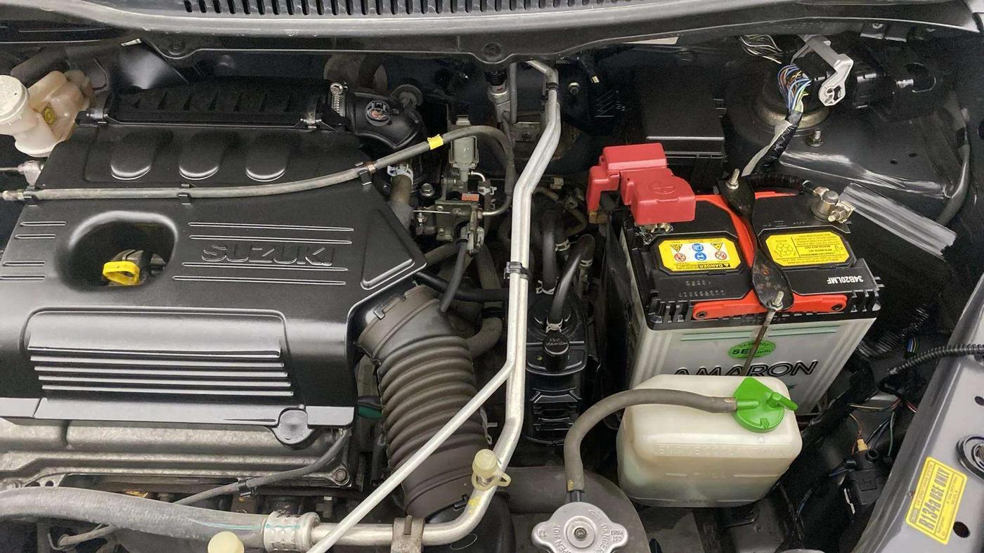 2016 Maruti Wagon R 1.0 VXI, Petrol, Manual, 8,632 km, Engine View - Left