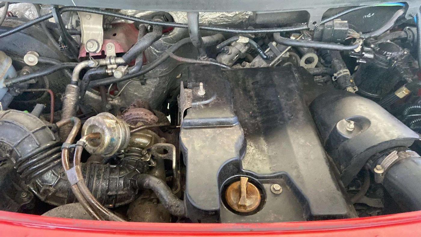 2018 Mahindra TUV300 T10, Diesel, Manual, 66,917 km, Open Bonet