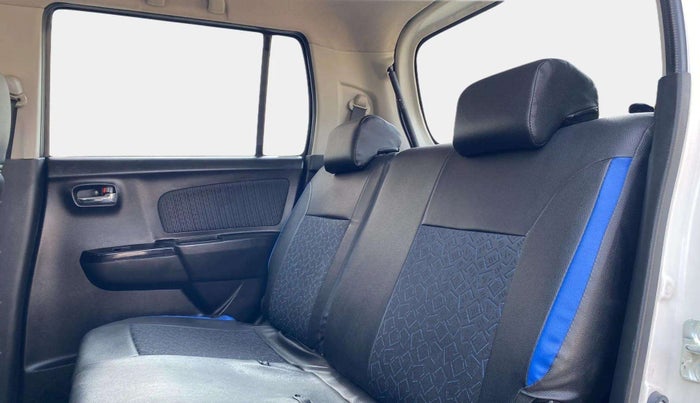 2015 Maruti Wagon R Stingray VXI, Petrol, Manual, 31,742 km, Right Side Rear Door Cabin