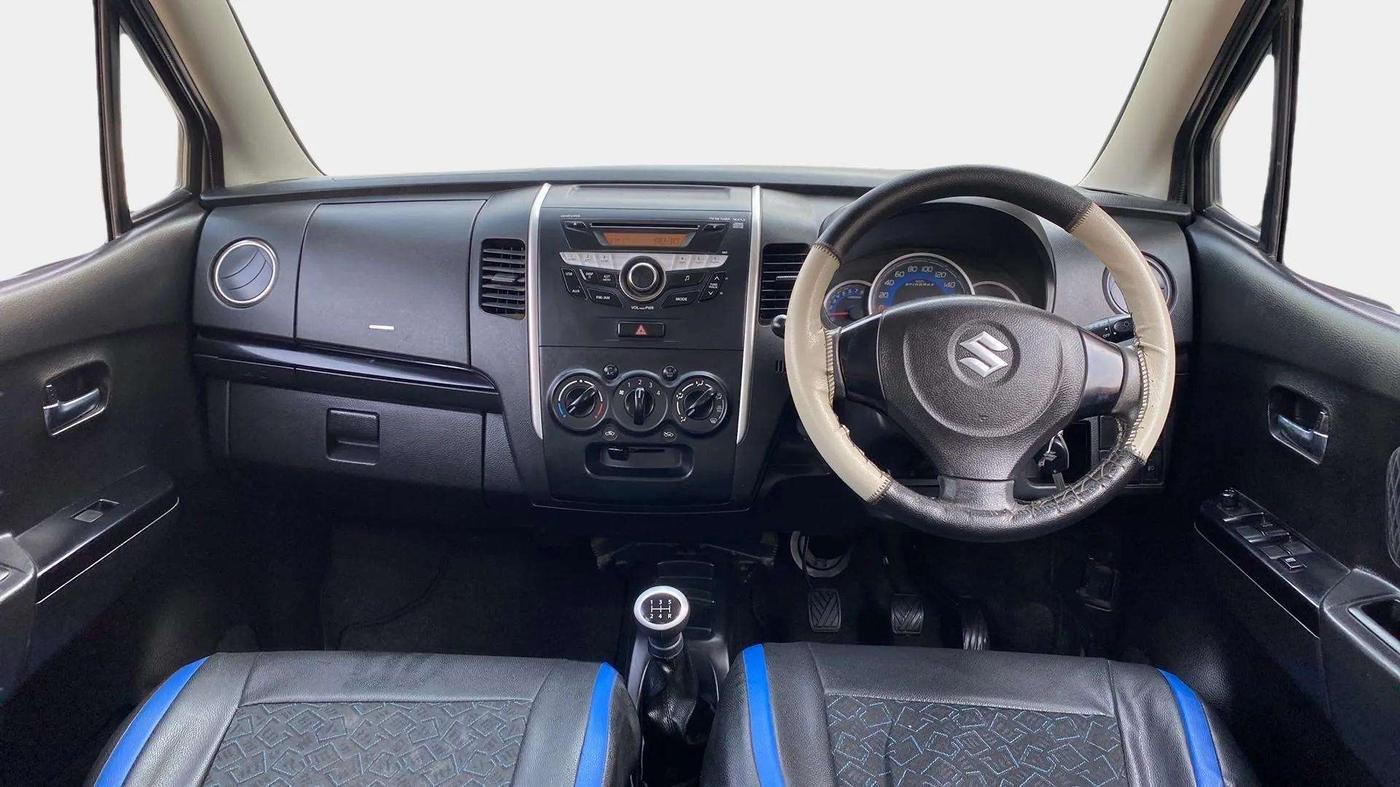 2015 Maruti Wagon R Stingray VXI, Petrol, Manual, 31,742 km, Dashboard