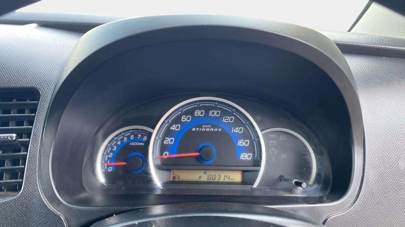 2015 Maruti Wagon R Stingray VXI, Petrol, Manual, 31,742 km, Odometer Image