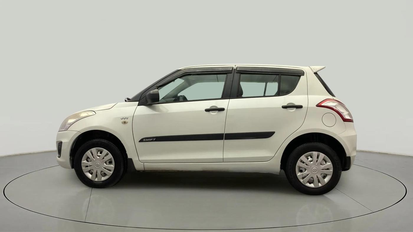 2017 Maruti Swift LXI (O), Petrol, Manual, 29,662 km, Left Side