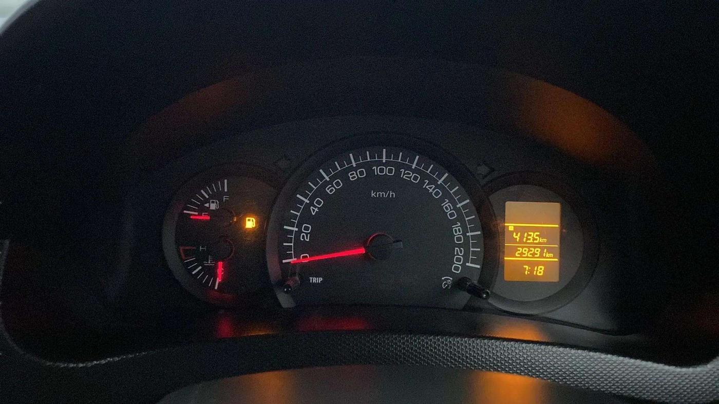 2017 Maruti Swift LXI (O), Petrol, Manual, 29,662 km, Odometer Image