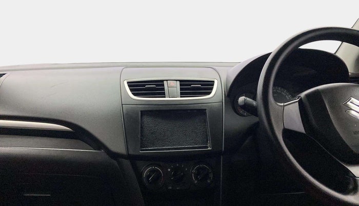 2017 Maruti Swift LXI (O), Petrol, Manual, 29,274 km, Air Conditioner
