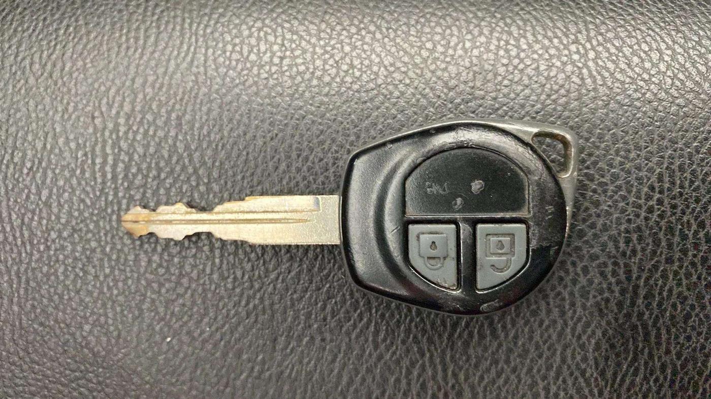 2017 Maruti Swift LXI (O), Petrol, Manual, 29,662 km, Key Close Up