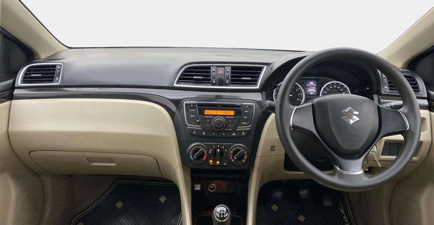 2017 Maruti Ciaz VXI (O), Petrol, Manual, 54,179 km, Dashboard