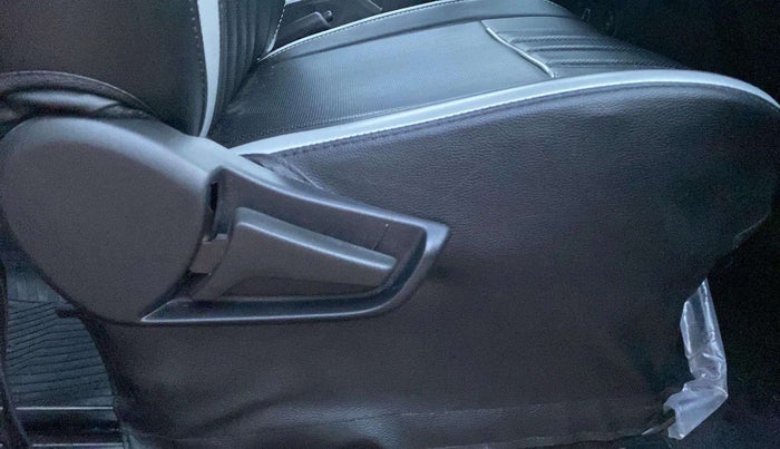 2024 Maruti S PRESSO VXI+, Petrol, Manual, 4,086 km, Driver Side Adjustment Panel