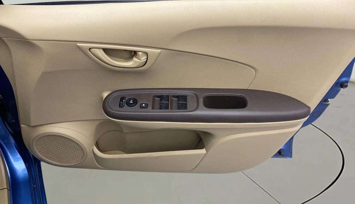 2013 Honda Amaze 1.2L I-VTEC S, Petrol, Manual, 70,308 km, Driver Side Door Panels Control